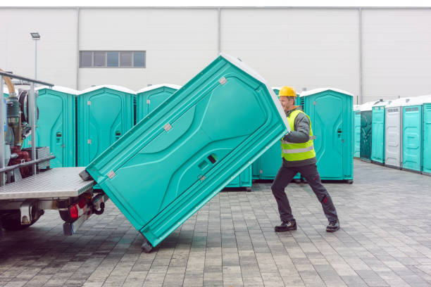 Best Porta potty rental near me  in Streamwood, IL